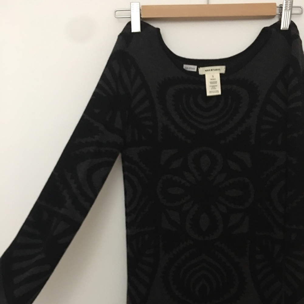 Max Studio knit dress in S size